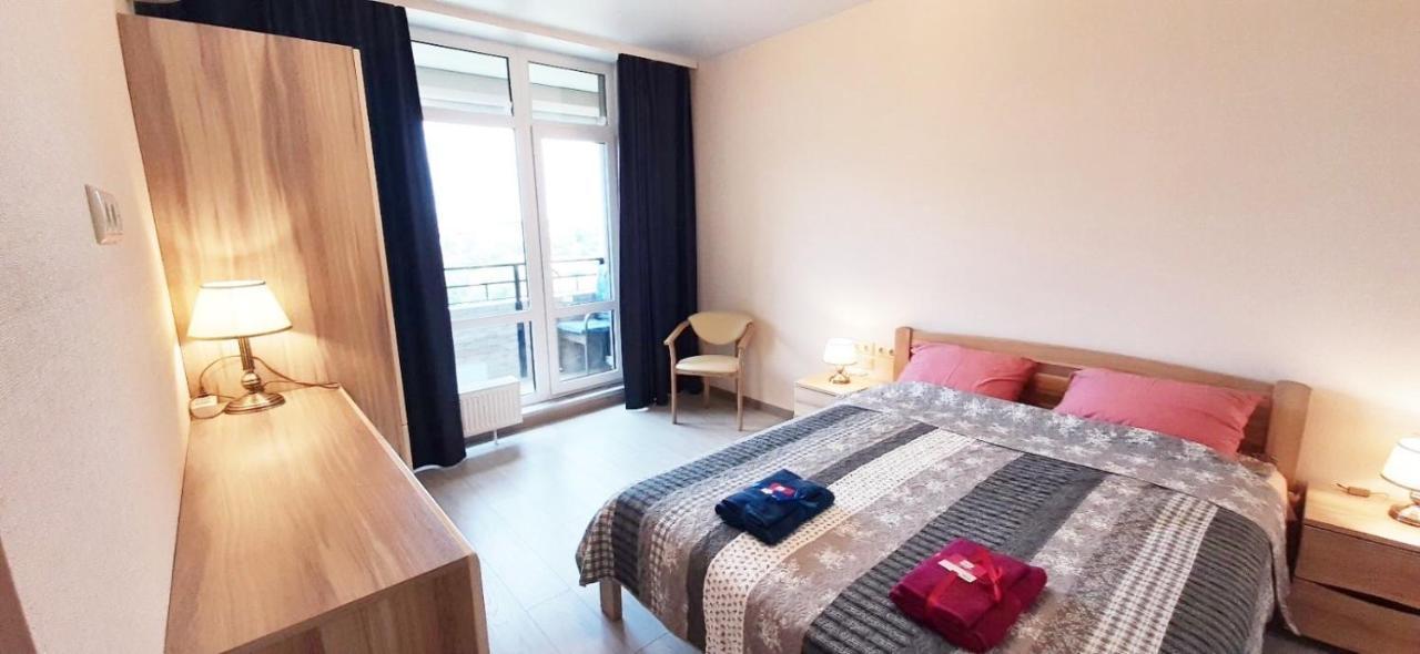 Flatservice затишні та просторі в жк Parklend Apartment